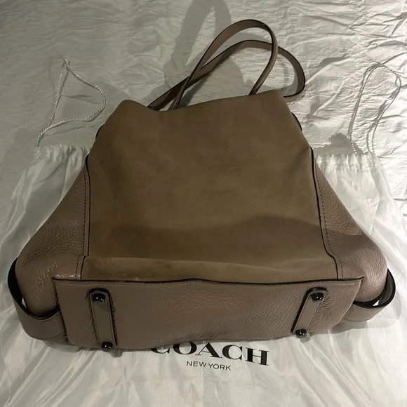 Coach Handbag - Picture 2 of 10